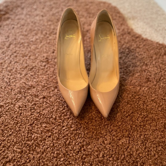 Christian Louboutin Pigalle Follies 100mm nude patent leather pumps - Picture 5 of 7